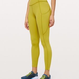 Lululemon Fast and Free HR Tight 6 25”